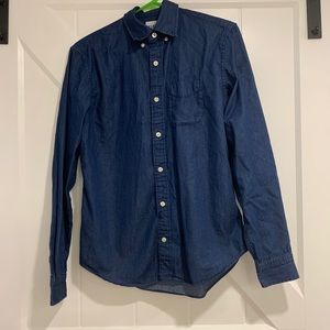 Men Gap Denim Button Down
